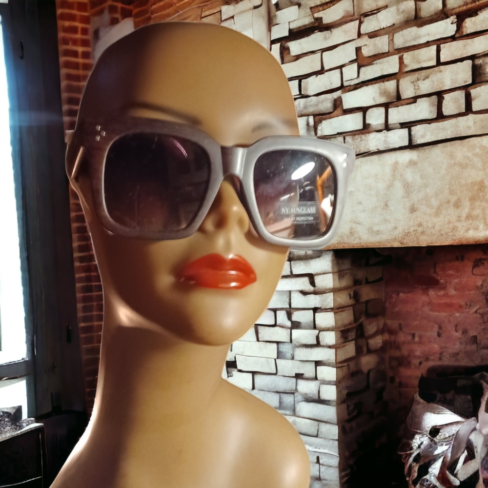 WOOD GRAIN VINTAGE STYLE SUNGLASSES NEW